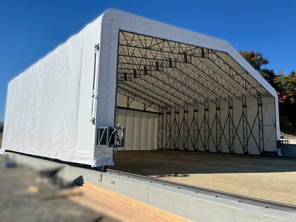 テント倉庫の施工事例の写真