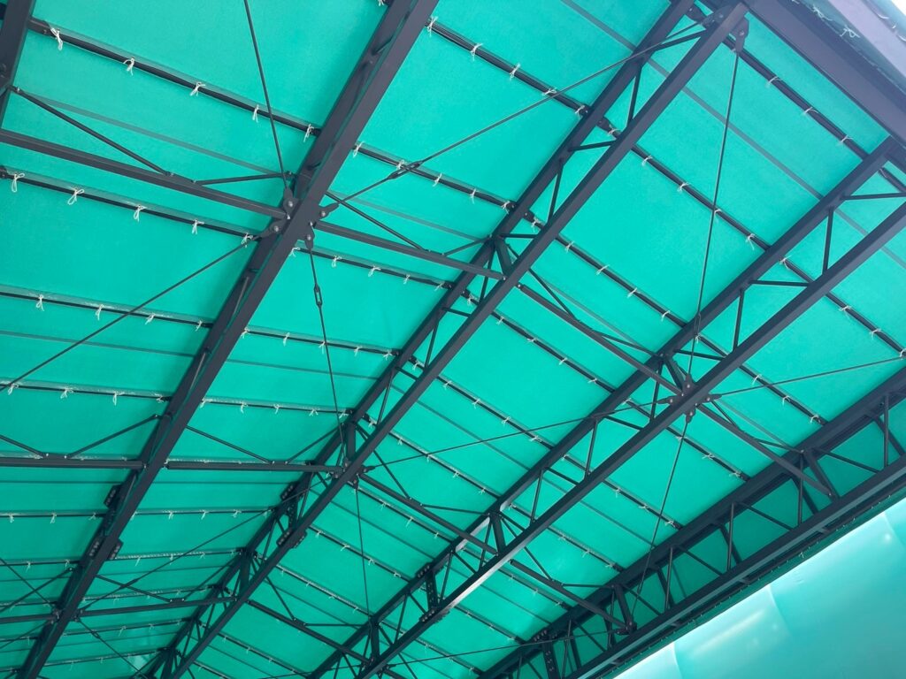 テント倉庫の施工事例の写真